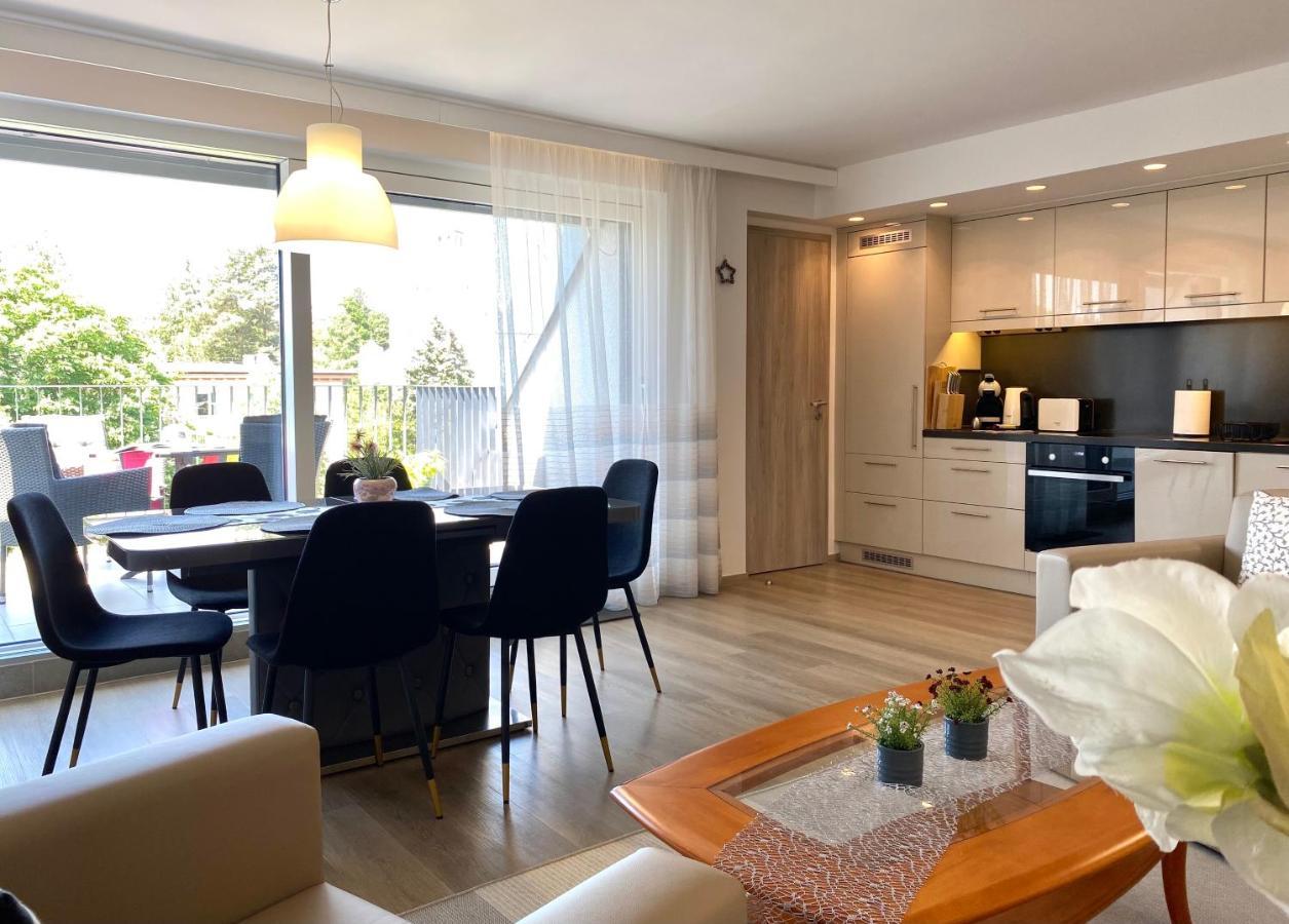 Atrium Apartman Heviz Mit Panoramaterrasse Und Tiefgarage Exterior foto